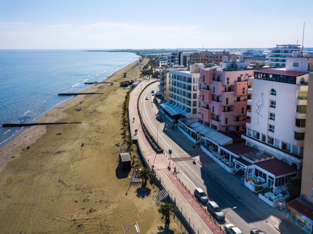 Flamingo Beach Hotel Lárnaca Exterior foto